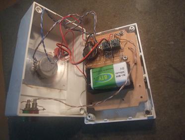 DIY LT1167 microcurrent generator for Becker body healing experiments.