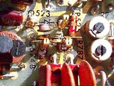 Mini clips on Tek 1S2 board alow trial of replacement Tunnel diodes