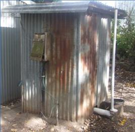 The Electra Powerhouse electric fence unit, faultless performance for forty eight years. Electra Powerhouse electric fence unit mounted on the outhouse wall.